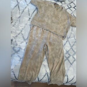 Aerie neutral two piece set